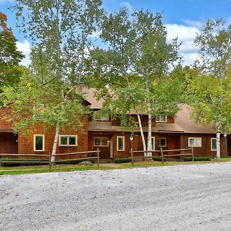 93 Glazebrook Rd, Unit E2 - Ski Condo - Summer Pool - Close To Mountain!